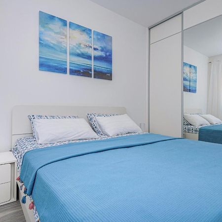 1 Bedroom Beautiful Apartment In Baška Voda Exterior foto